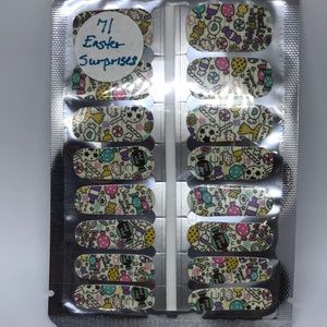 EASTER SURPRISE 100% POLISH NAIL STRIPS